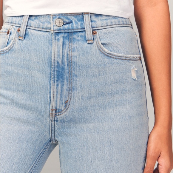 Abercrombie & Fitch High Rise Vintage Flare Jeans - Picture 4 of 10
